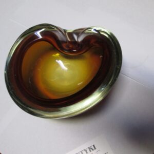 Murano w technice Sommerso.