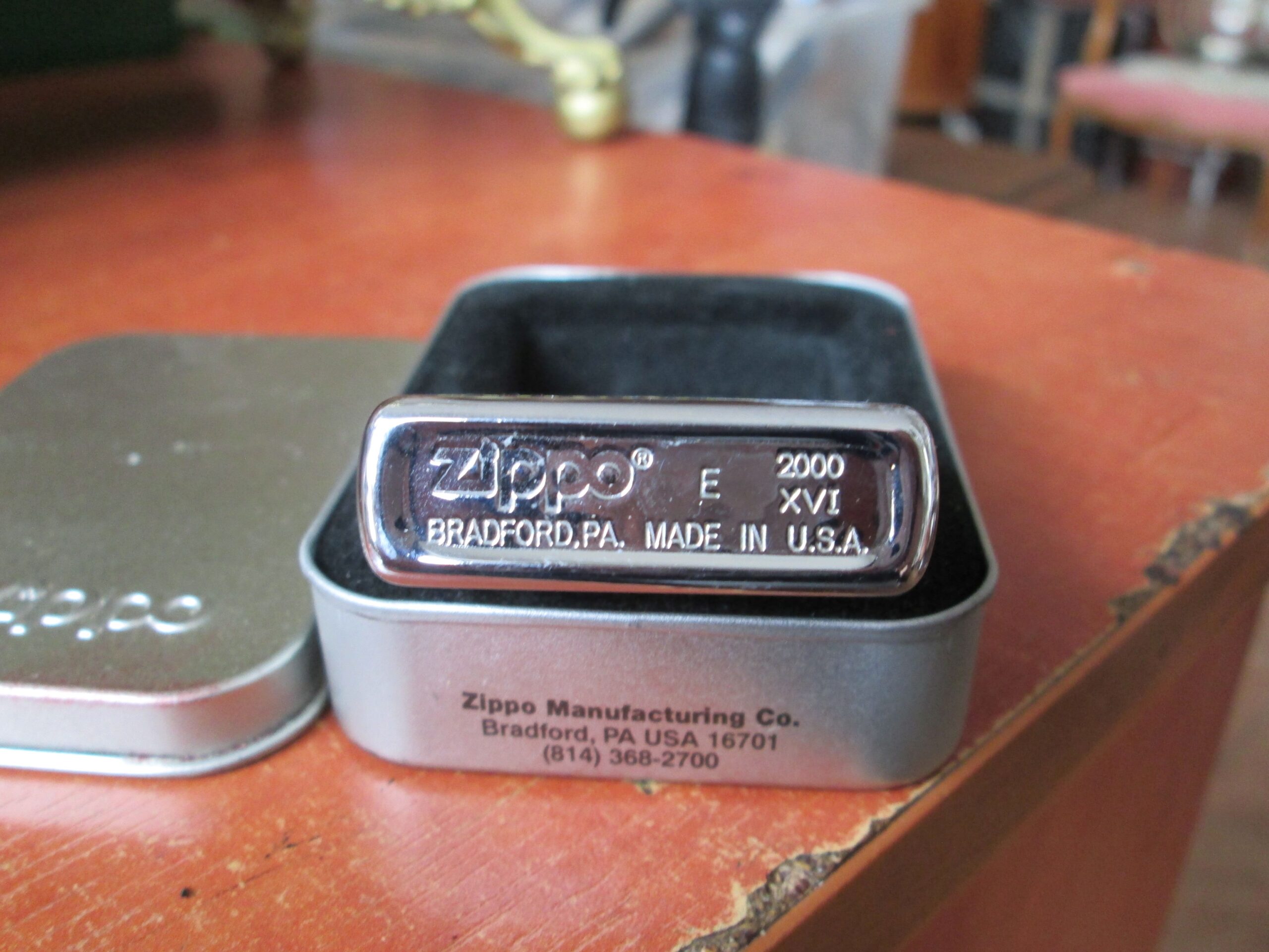 Zapalniczka Zippo seria limitowana. - obrazek 3
